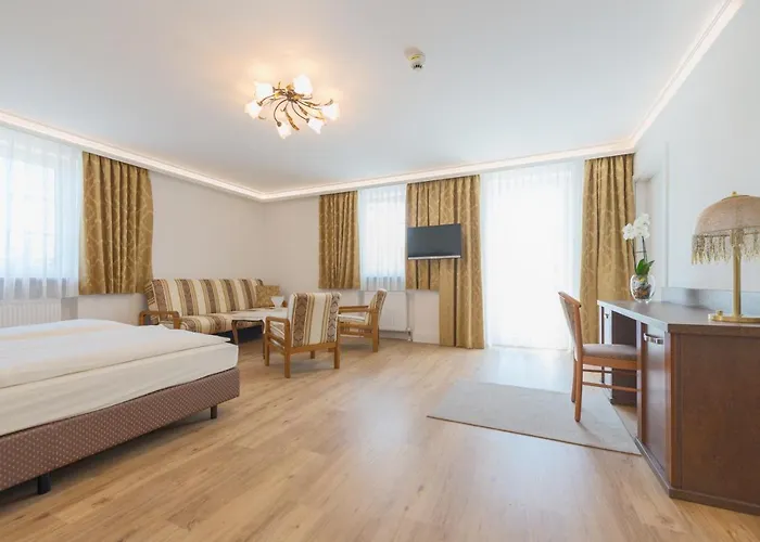 Garni Lichtquelle Hotel 3*